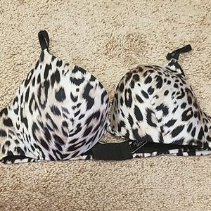 Victoria's Secret very sexy push up bra